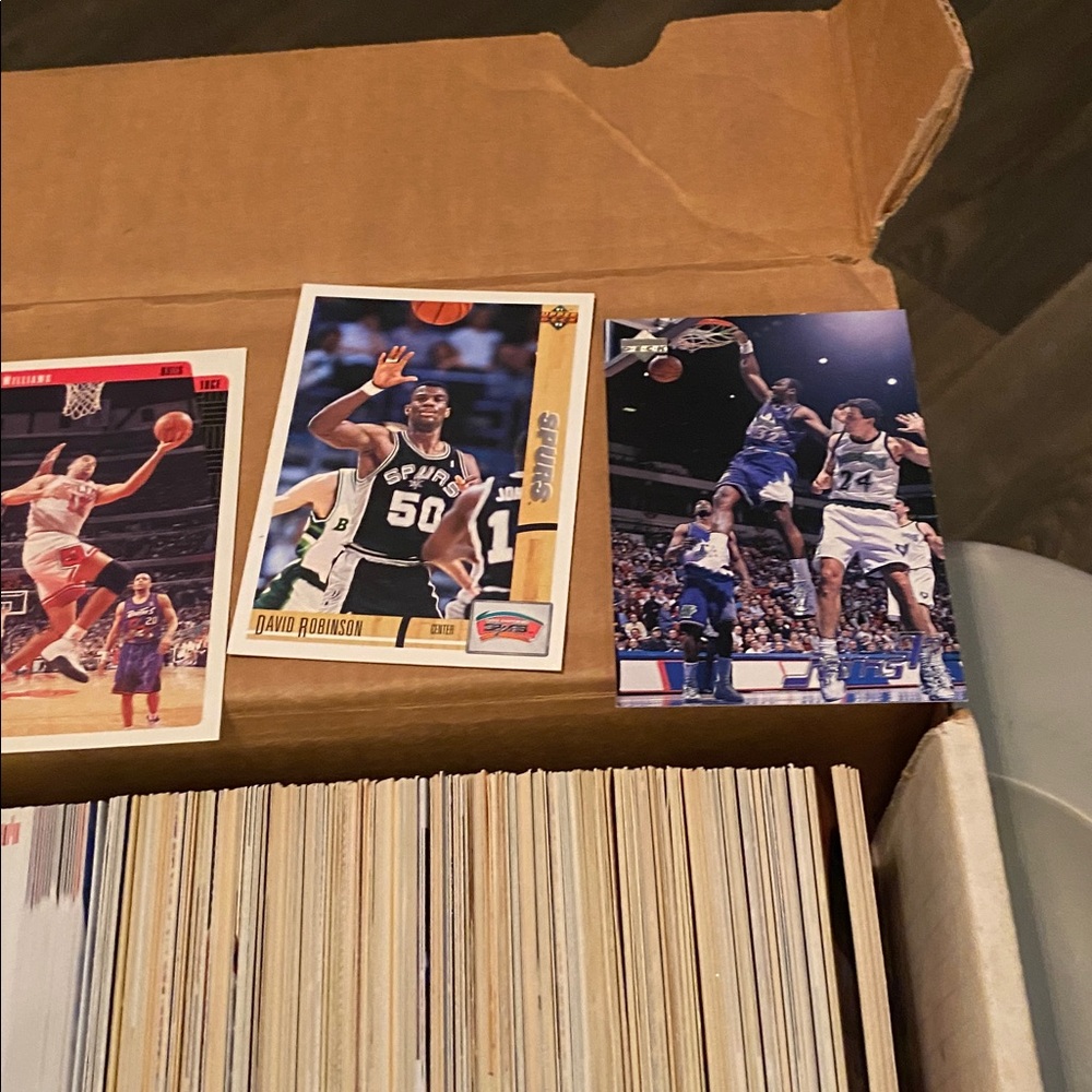 Assorted Basketball Trading Cards Collection - Picture 5 of 6